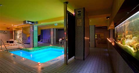 gay sauna barcelona|Gay Barcelona Guide 2025